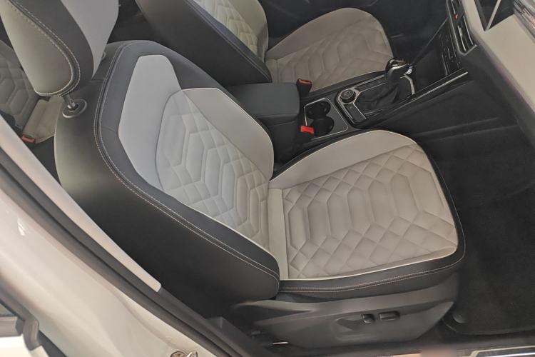 Used Volkswagen Tayron 2023 Revised Version 380TSI All-Wheel Drive R-Line High-Energy Edition
