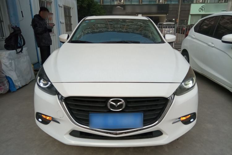 Used Mazda Mazda 3 Axela 2017 Sedan 1.5L Automatic Luxury Model Emission Standard China V
