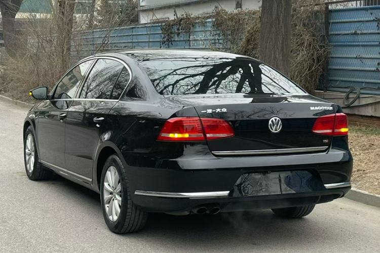 Used Volkswagen Magotan 2015 1.8TSI Advanced Model
