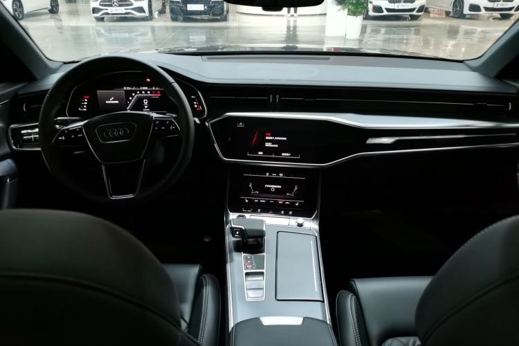 Used Audi A6L 2025 Revised 45 TFSI Prestige Dynamic Edition
