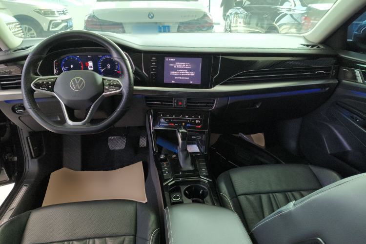 Used Volkswagen Passat 2023 Facelift 330TSI Luxury Edition