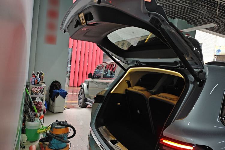 Used Leapmotor C16 2024 Range-Extended 200 Luxury Edition