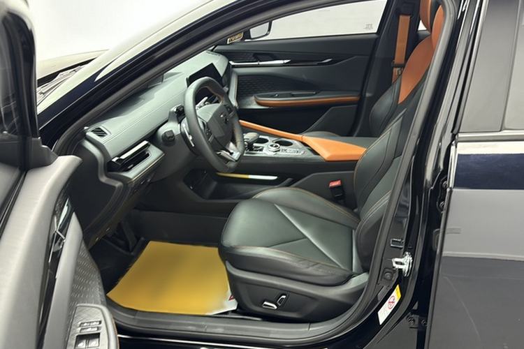 Used Changan UNI-V 2022 1.5T Prestige Version