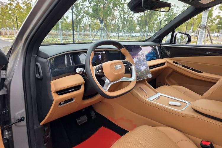 Used  L7 2025 EM-i 115km Exploration+ Edition
