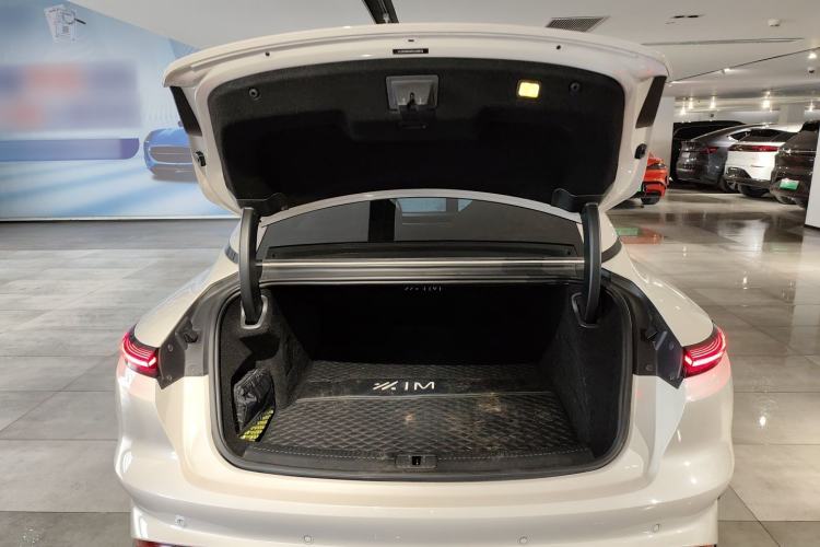 Used  L7 2022 Pro Model