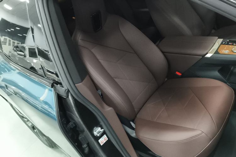 Used BMW iX 2022 xDrive40
