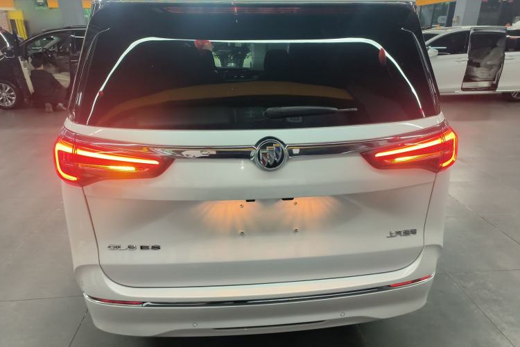 Used Buick GL8 2021 ES Landtrek 653T Luxury Model