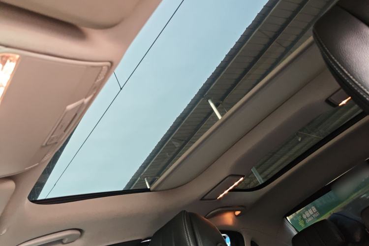 Used Mercedes-Benz E-Class 2019 E 300 L Sporty and Stylish Model