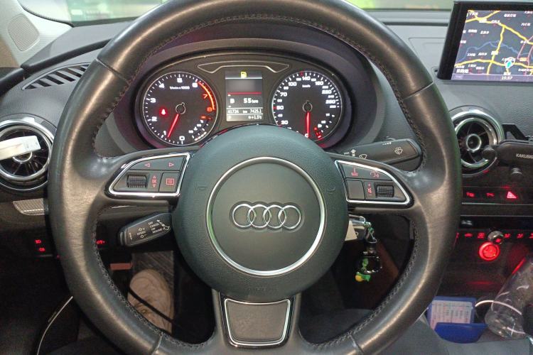 Used Audi A3 2015 Limousine 35 TFSI Millionth Anniversary Enjoyment Model