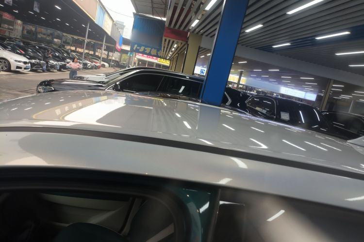 Used ORA Good Cat 2022 400km Standard Range Luxury Version Lithium Iron Phosphate
