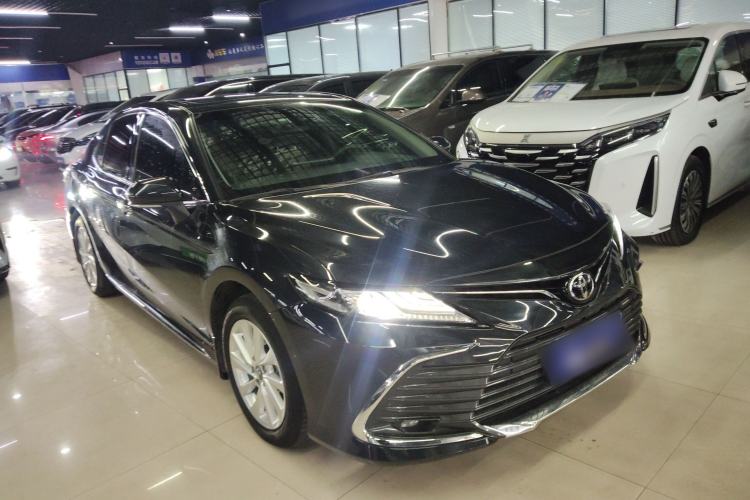 Used Toyota Camry 2023 2.0G Luxury Edition
