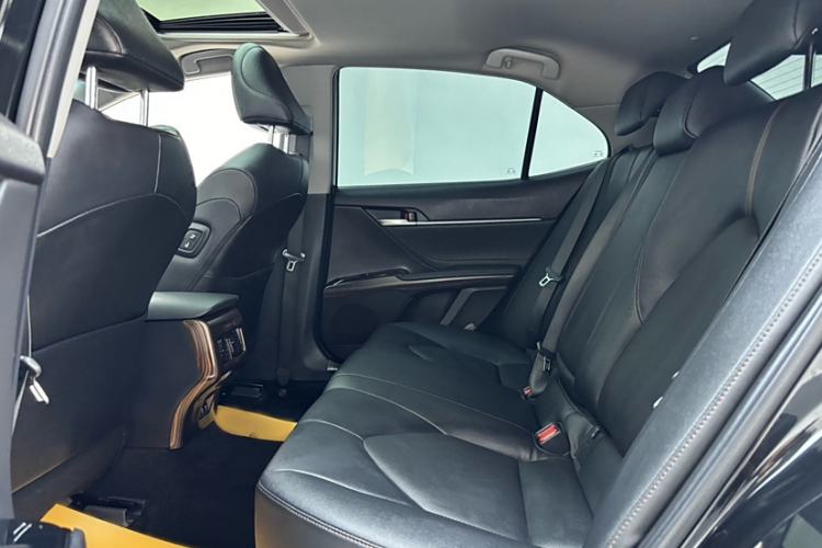 Used Toyota Camry 2019 Revised Version 2.0G Luxury Edition