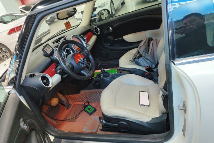 Used  MINI 2011 1.6L COOPER Fun