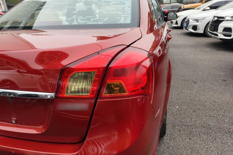 Used Buick Excelle 2013 1.5L Automatic Classic Model
