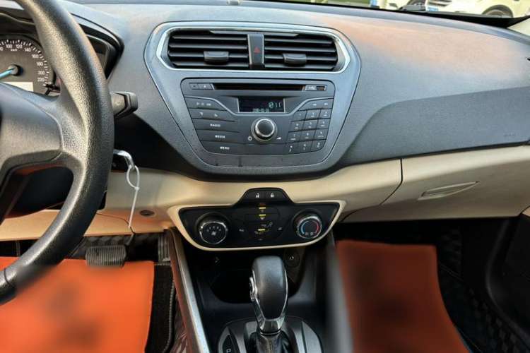 Used Ford Escort 2015 1.5L Automatic Comfort Model
