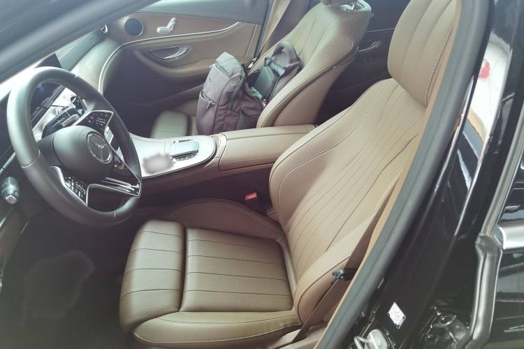 Used Mercedes-Benz E-Class 2023 Facelift E 260 L
