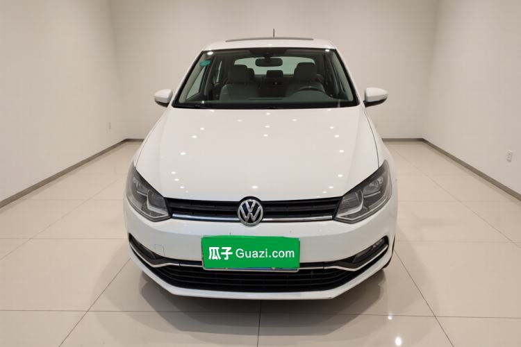 Used Volkswagen Polo 2016 1.6L Automatic Comfort Model
