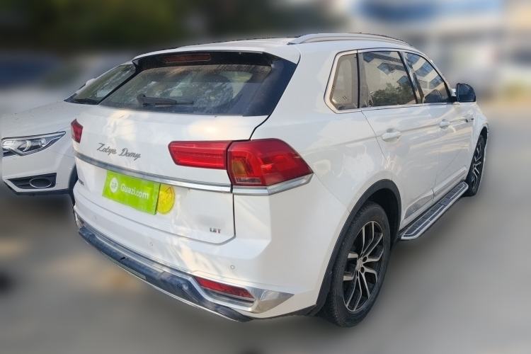 Used Zotye Domy X7 2017 1.8T Manual Luxury Model
