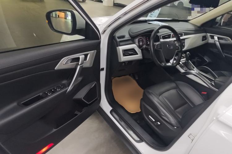 Used Geely Auto Emgrand X7 Sport 2018 1.8TD Automatic Two-Wheel Drive Smart Connect 4G Internet Edition
