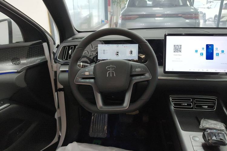 Used BYD Song Pro New Energy 2025 2nd Generation Intelligent Driving Version DM-i 75KM Overachiever Trim
