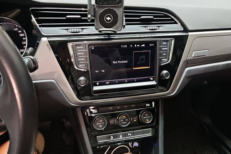 Used Volkswagen Touran 2018 Volkswagen Touran L 280TSI DSG Comfort Edition 7-seater
