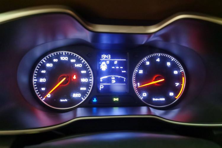 Used MG ZS 2017 1.5L Automatic Luxury Internet Edition
