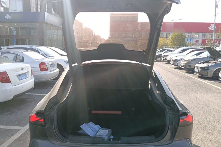 Used Changan UNI-V 2022 1.5T Prestige Version