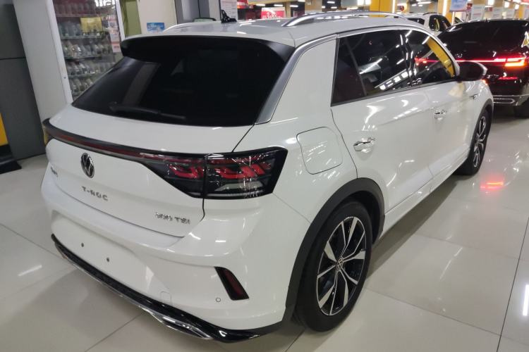 Used Volkswagen T-ROC 2023 300TSI DSG Two-Wheel-Drive Chen Guang Edition
