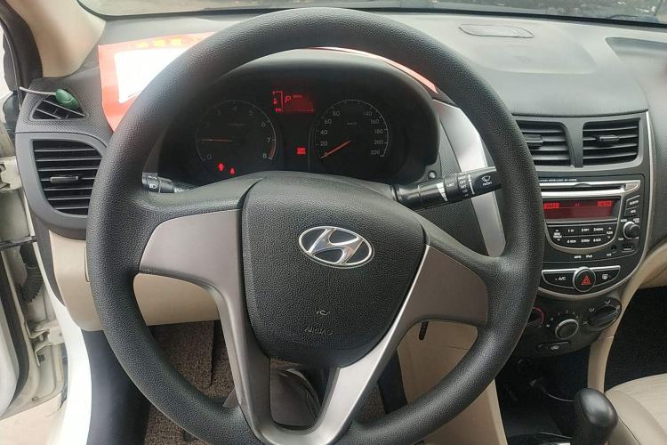Used Hyundai Verna 2014 1.4L Automatic Smart GLS
