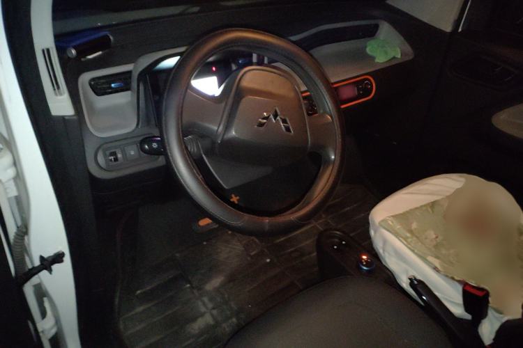 Used Wuling Hongguang MINIEV 2022 Easy Version Lithium Iron Phosphate
