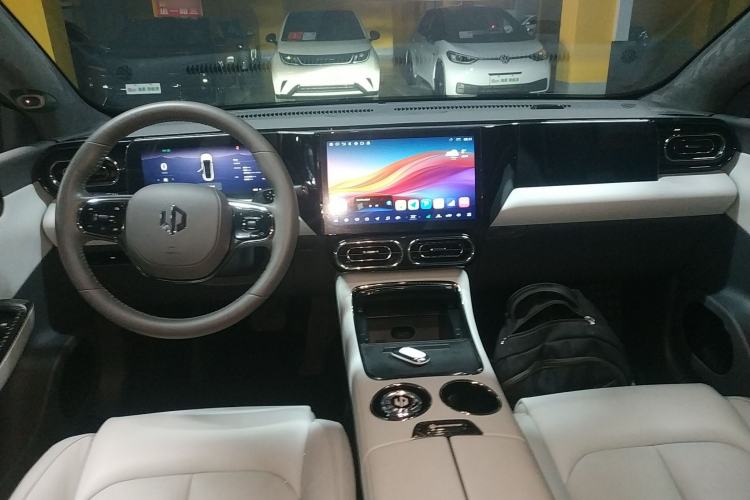 Used Leapmotor C01 2022 Four-Wheel Drive Dual-Motor Performance Version
