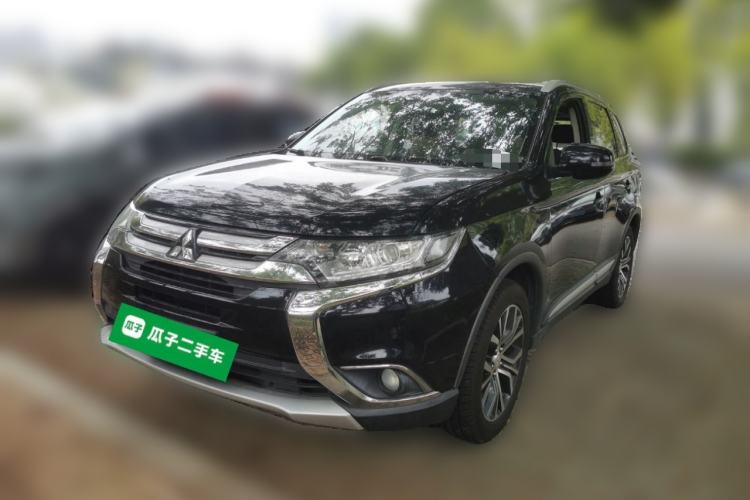 Used Mitsubishi Outlander 2018 2.0L Two-Wheel Drive Glory Edition 5 Seats