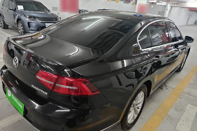 Used Volkswagen Magotan 2018 280TSI DSG Comfort Model
