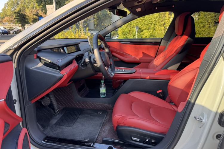 Used  SU7 2024 Rear-Drive Long-Range Intelligent Driving Version
