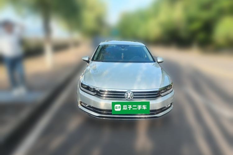 Used Volkswagen Magotan 2018 330TSI DSG Luxury Model
