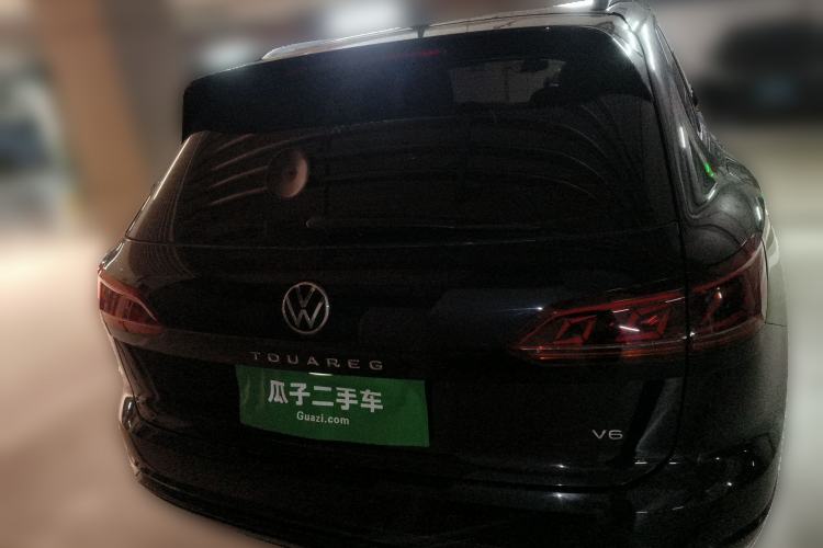 Used Volkswagen Touareg 2022 3.0 TSI Luxury Edition Black Diamond Sport Package
