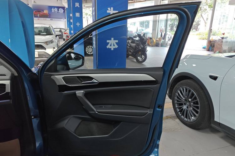 Used Volkswagen Tayron 2019 330TSI Two-Wheel Drive Luxury Model China VI Standard