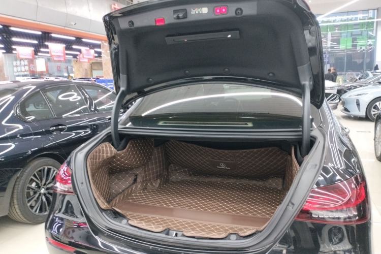 Used Mercedes-Benz E-Class 2023 Updated E 300 L Luxury Edition