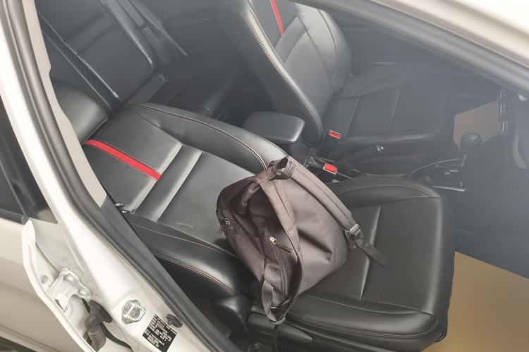 TDK.VehicleDetails.img