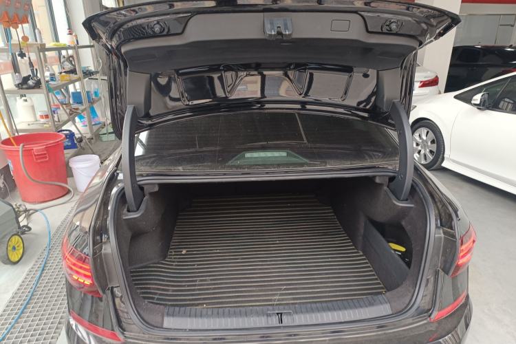 Used Volkswagen Passat 2019 330TSI Elite Edition China VI