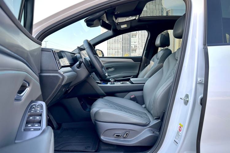 Used BYD Song L DM-i 2025 Intelligent Driving Version 160 km Beyond-Range Type
