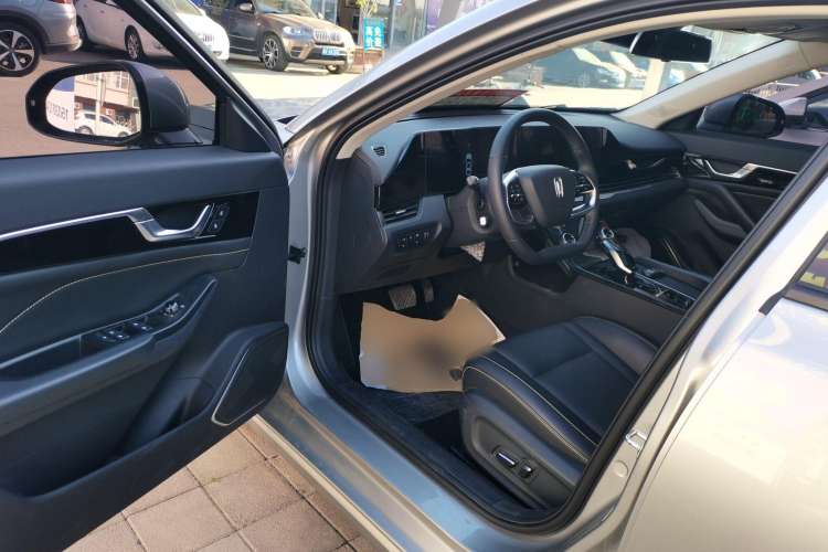 Used Bestune B70 2022 Third Generation 1.5T Automatic Premium Edition
