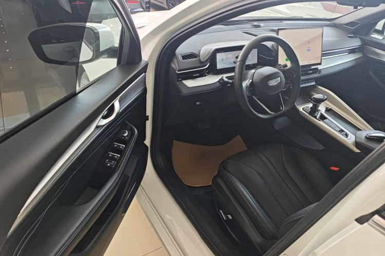 Used Geely Auto Preface 2025 Dongfang Yao 1.5TD Fuyao Edition