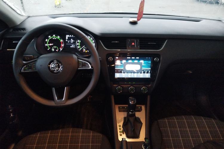 Used Skoda Octavia 2019 1.5L Automatic Comfort Edition
