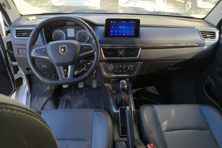 Used Jinbei Gold Card S6 2023 1.6L Manual Double-Cab Standard Version with 3.0-Meter Cargo Bed SWD16MS