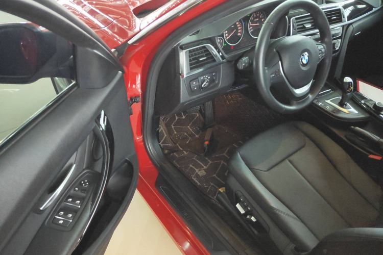 Used BMW 3 Series 2017 320Li Fashion Model
