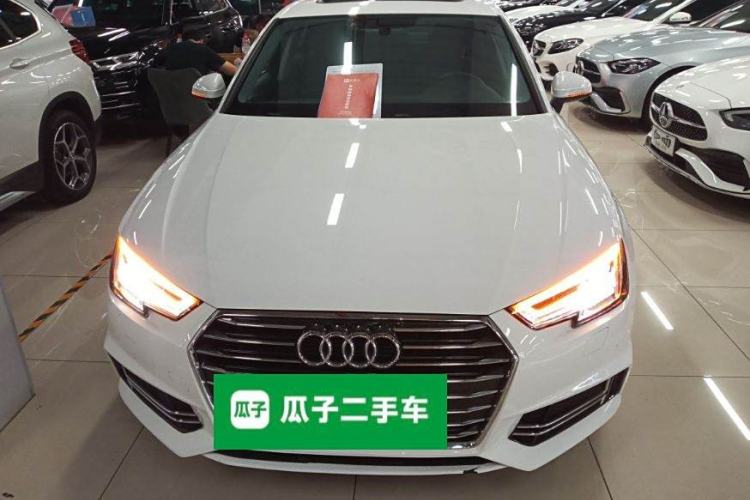 Used Audi A4L 2019 40 TFSI Ambition China VI
