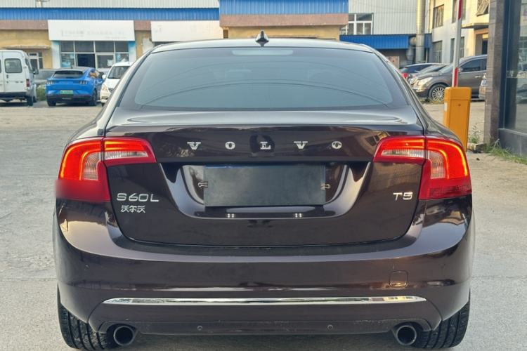 Used Volvo S60 2019 S60L T5 Smart Range Edition
