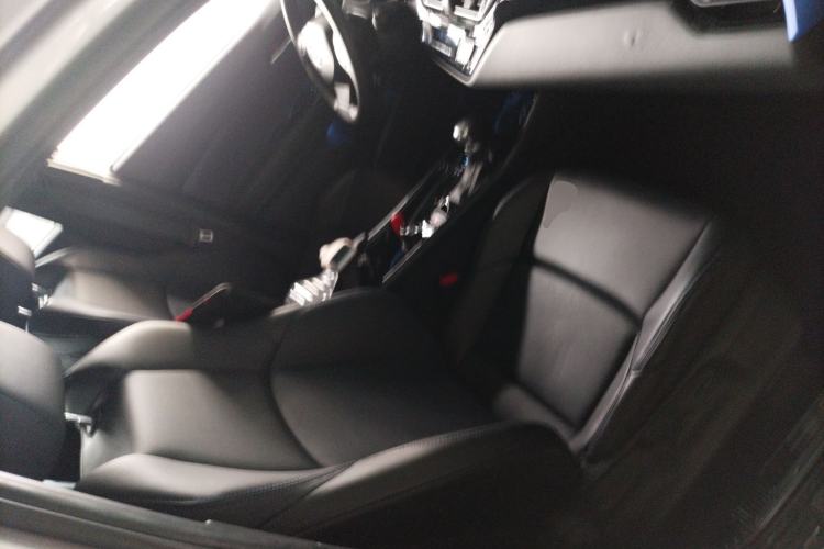 Used Toyota C-HR 2020 2.0L Leading Edition