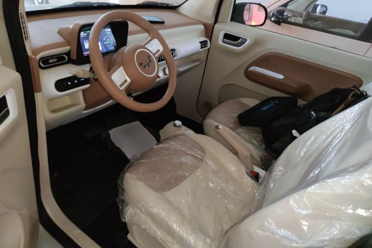 Used Wuling Hongguang MINIEV 2024 3rd Generation 215km Youth Edition